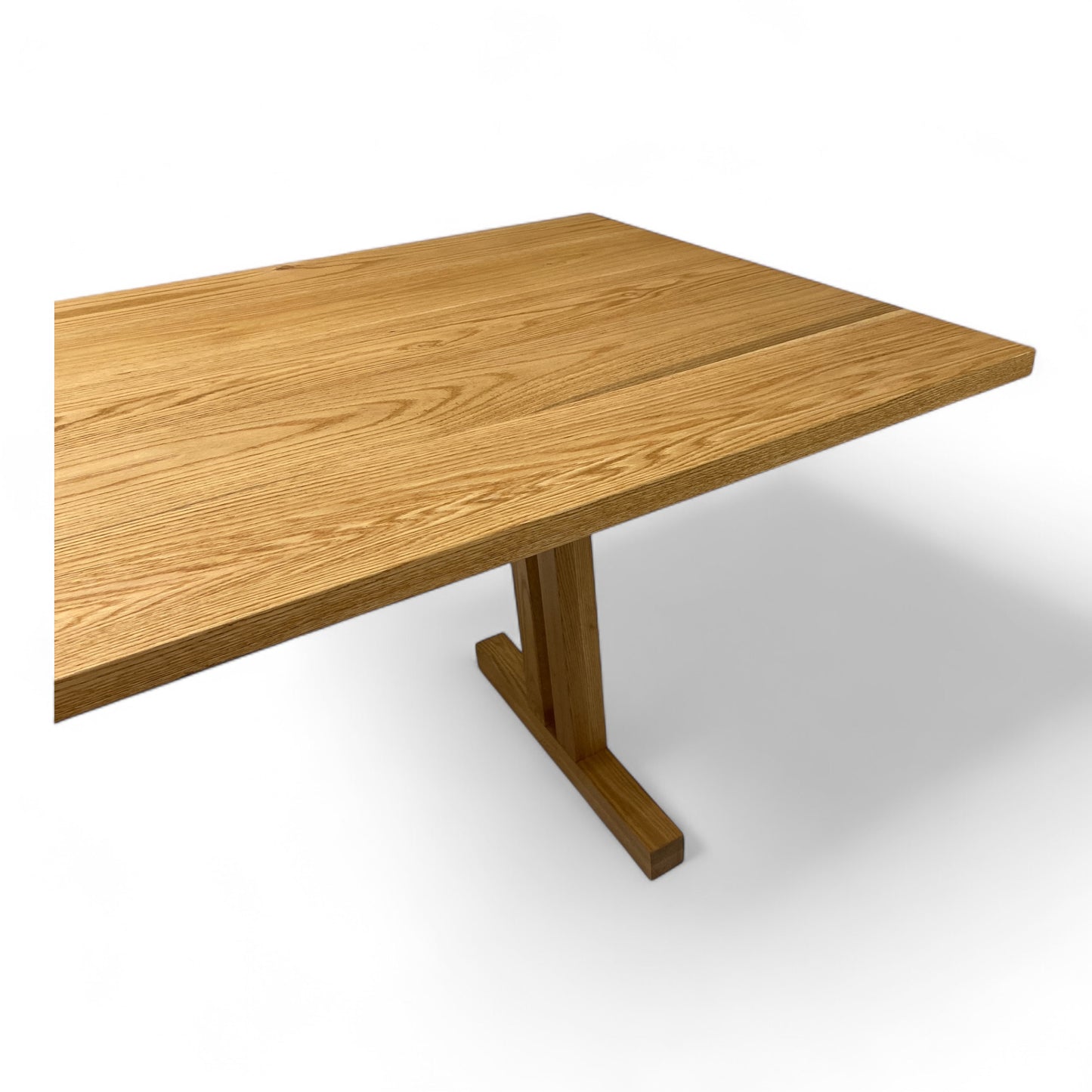 Urban Table with Tee legs