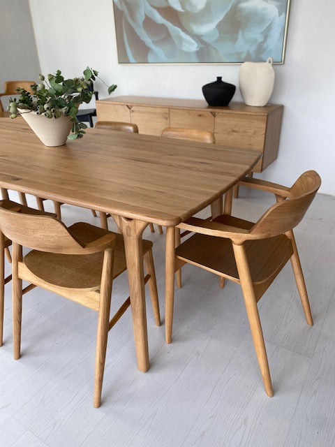 Curve Dining Table