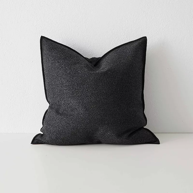 Alberto Cushion