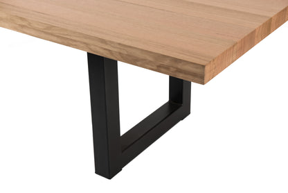 Que Table 4 - with U-Iron Base