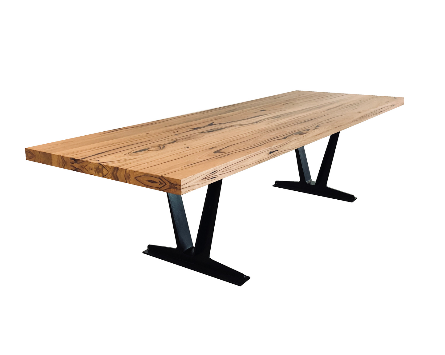 Que Table 7 - with V-Iron Leg